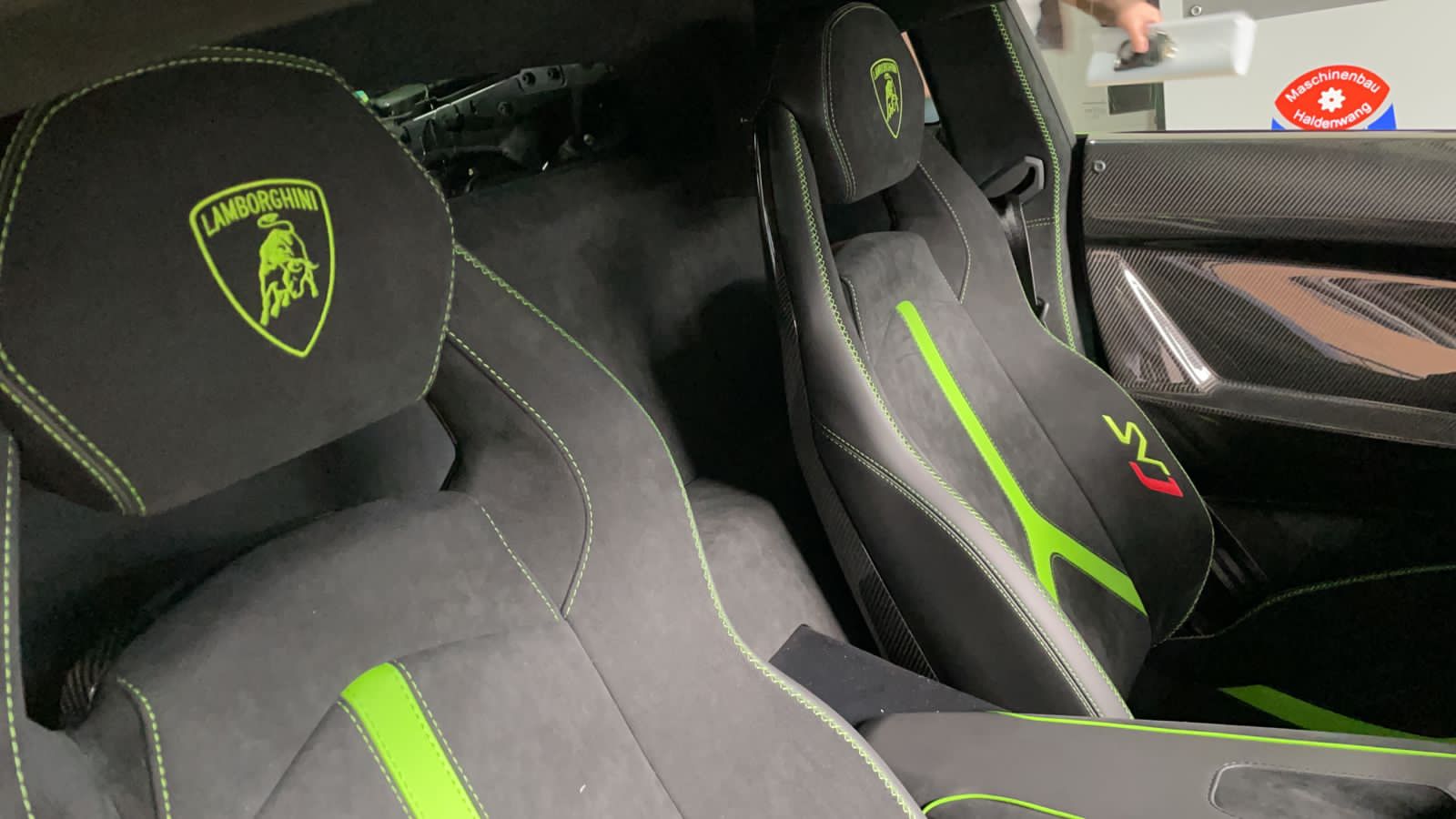 2020 Lamborghini Aventador SVJ