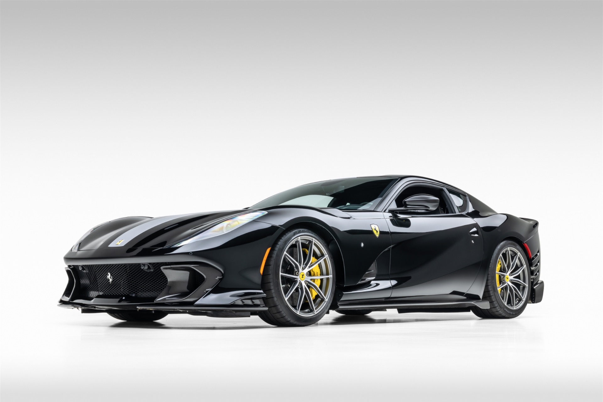 2022 Ferrari 812 Competizione